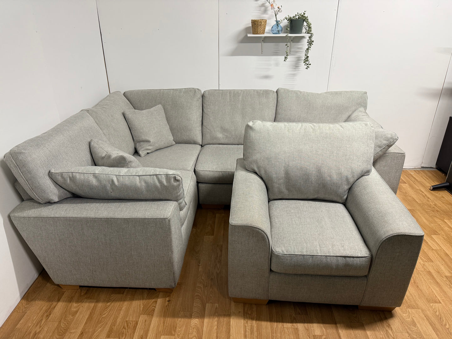 Next Stamford Corner Sofa & Snuggle Chair