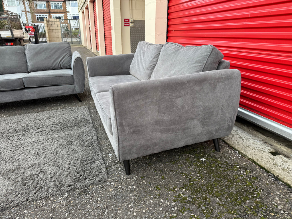 DFS Grapite Sofa Set