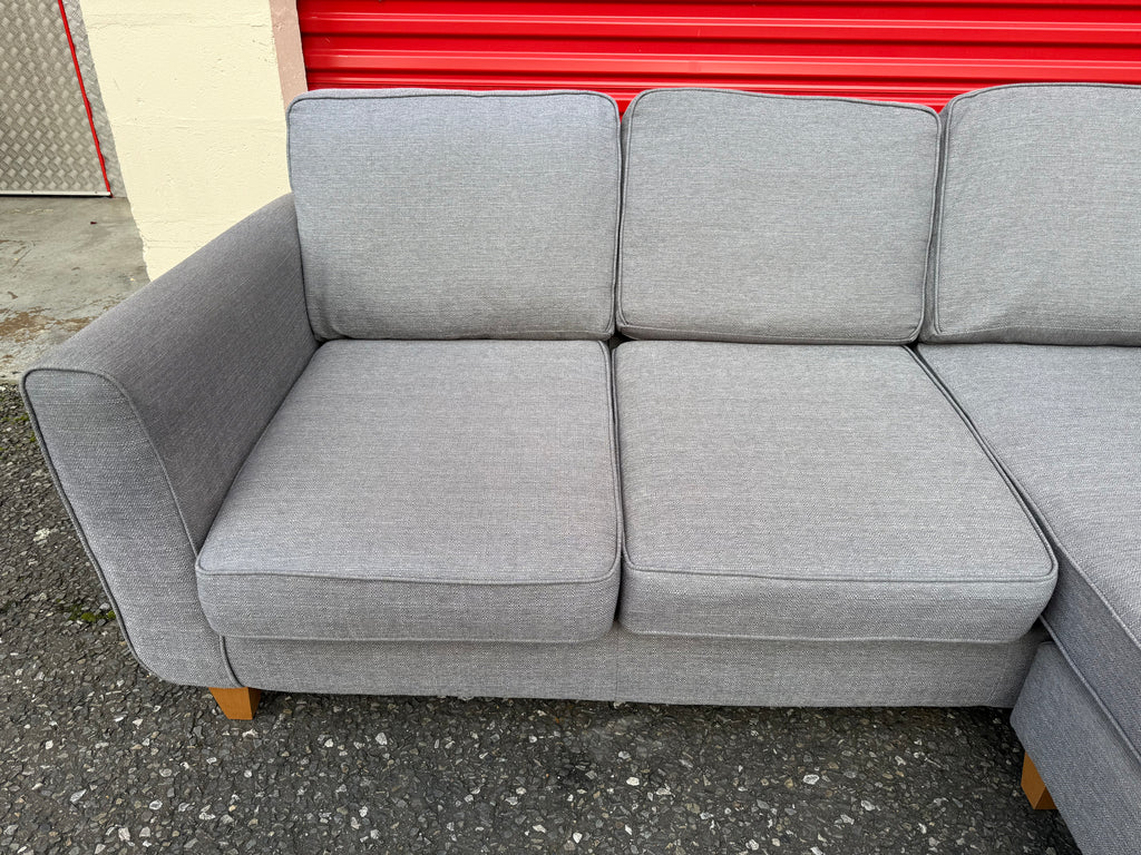 DFS Capsule Collection Set