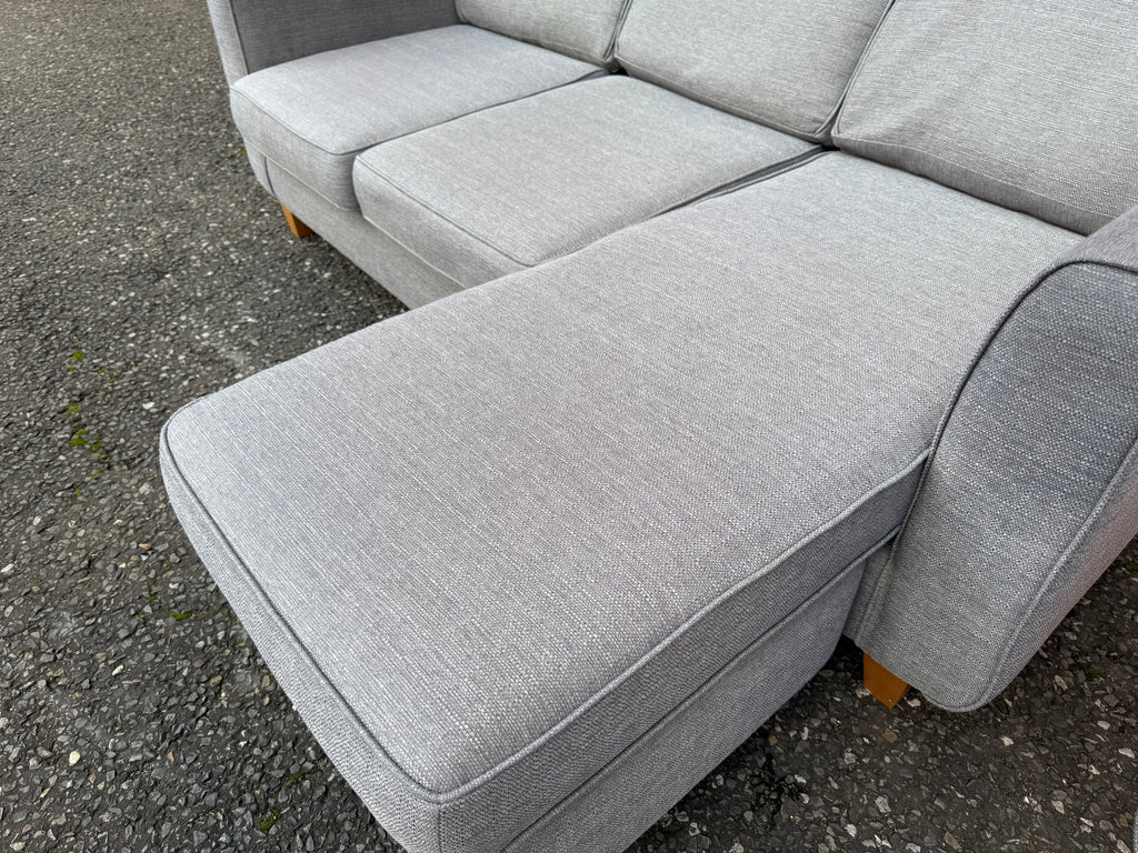 DFS Capsule Collection Set