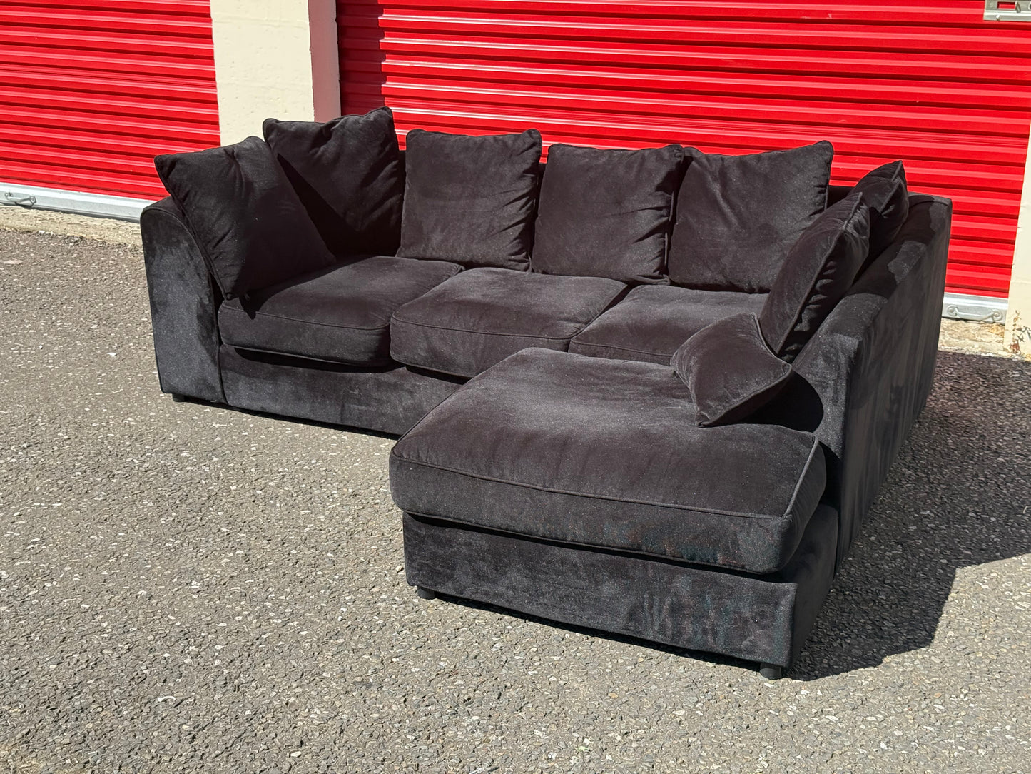 (Ex-Display) Plush Black Corner Sofa