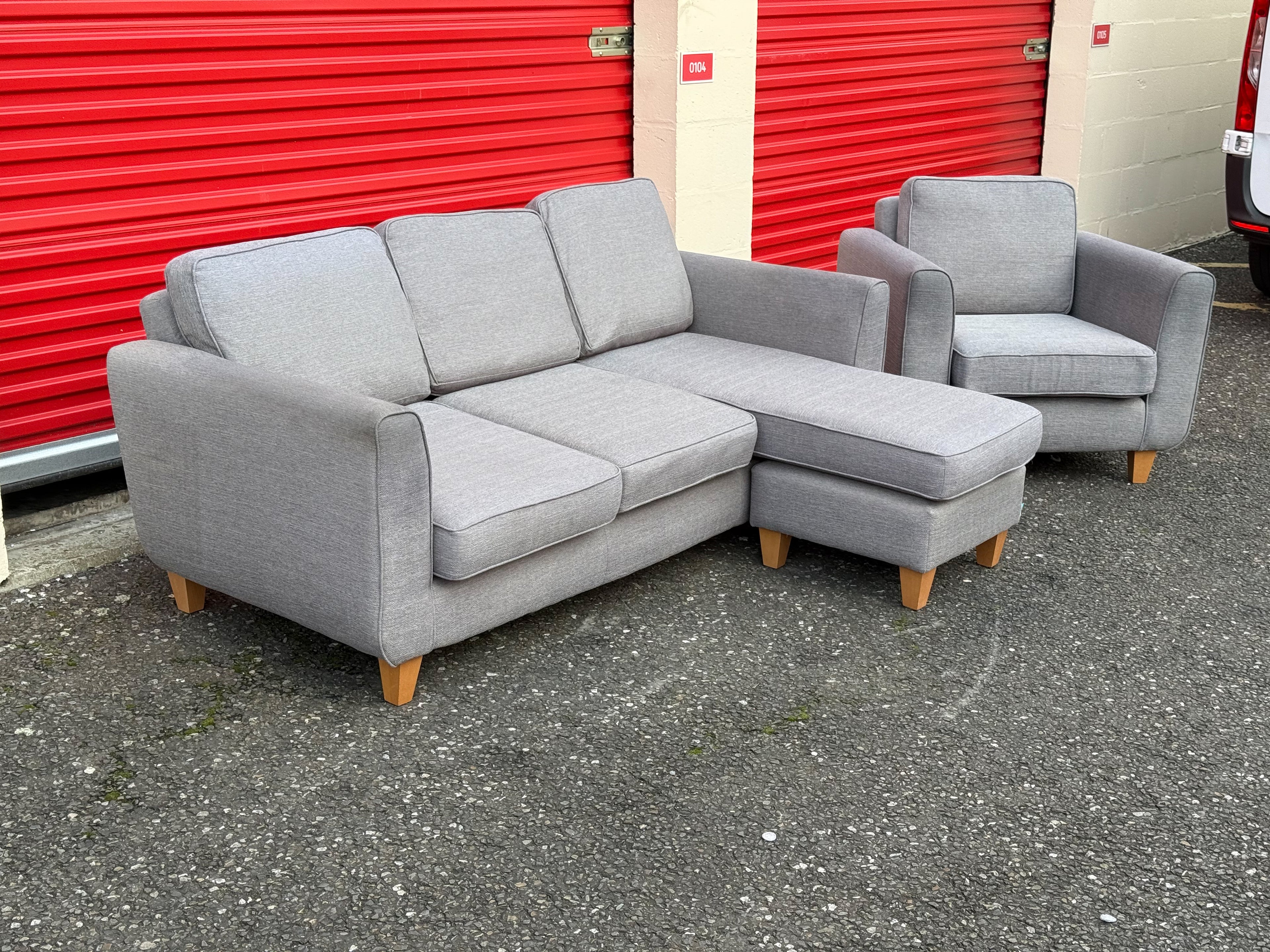 DFS Capsule Collection Set